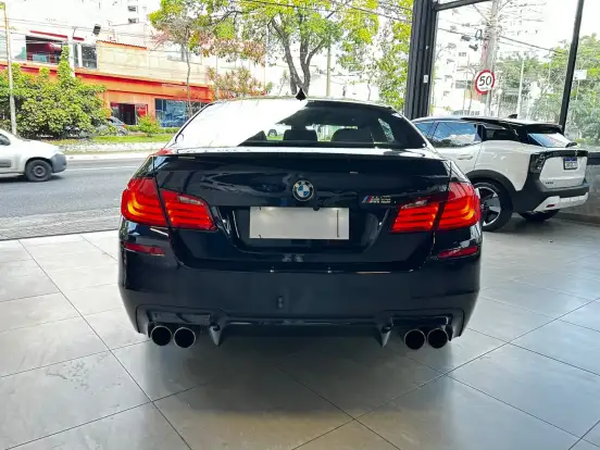 BMW-M5-2012