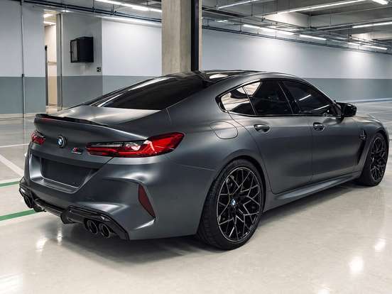 BMW-M8-2021
