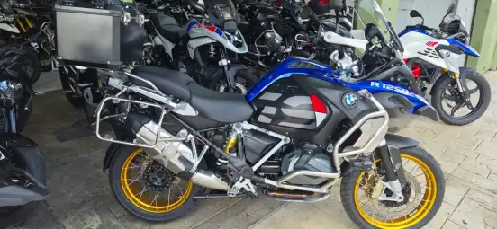 BMW-R 1250 GS ADVENTURE PREMIUM RALLYE BMW-R 1250 GS ADVENTURE PREMIUM RALLYE-2024