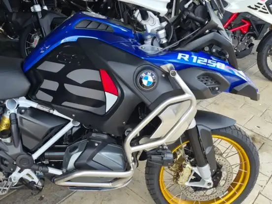 BMW-R 1250 GS ADVENTURE PREMIUM RALLYE BMW-R 1250 GS ADVENTURE PREMIUM RALLYE-2024