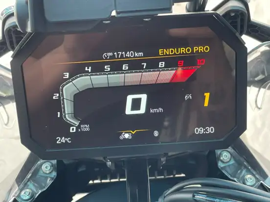BMW-R 1300 GS ADVENTURE TRIPLE BLACK-2024