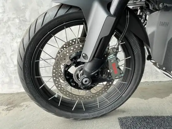 BMW-R 1300 GS ADVENTURE TRIPLE BLACK BMW-R 1300 GS ADVENTURE TRIPLE BLACK-2024
