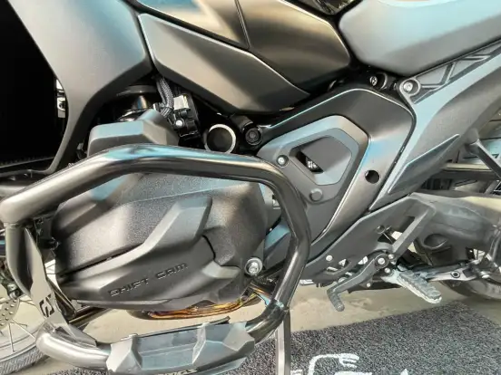 BMW-R 1300 GS ADVENTURE TRIPLE BLACK BMW-R 1300 GS ADVENTURE TRIPLE BLACK-2024