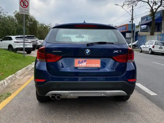 BMW-X1-2.0 16V TURBO ACTIVEFLEX SDRIVE20I 4P AUTOMÁTICO BMW-X1-2015