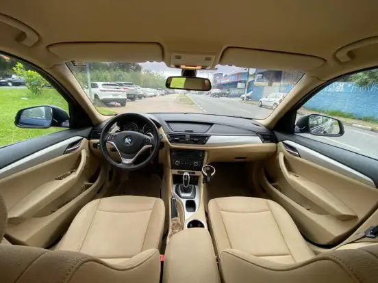BMW-X1-2.0 16V TURBO ACTIVEFLEX SDRIVE20I 4P AUTOMÁTICO BMW-X1-2015