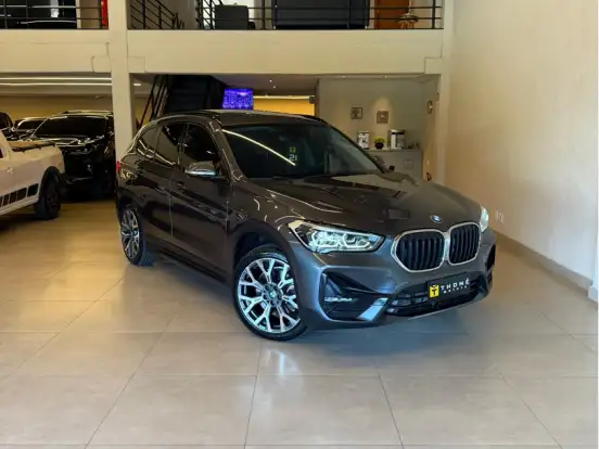 BMW-X1-2.0 16V TURBO ACTIVEFLEX XDRIVE25I SPORT 4P AUTOMÁTICO BMW-X1-2020
