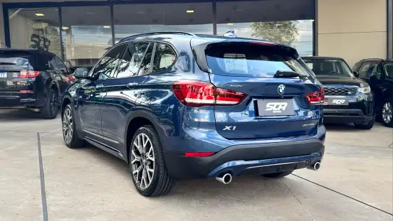 BMW-X1-2021