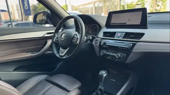 BMW-X1-2021