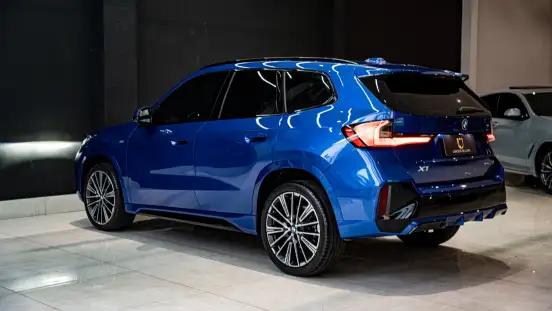 BMW-X1-2024