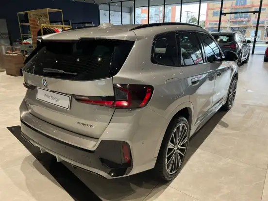 BMW-X1-2023