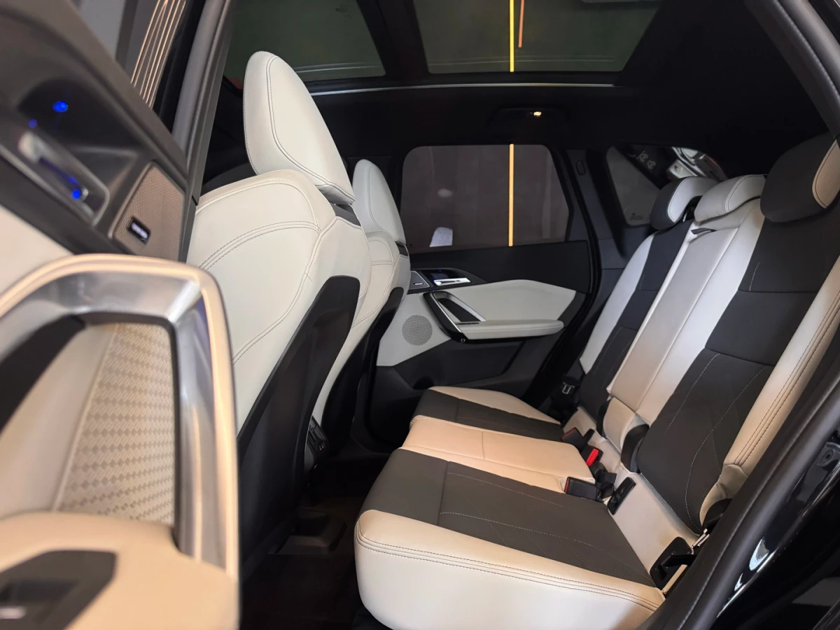 BMW X1 — foto 11