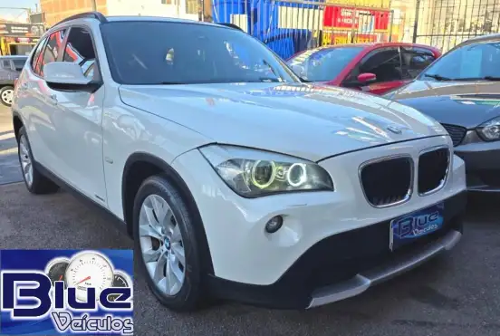 BMW-X1-2011
