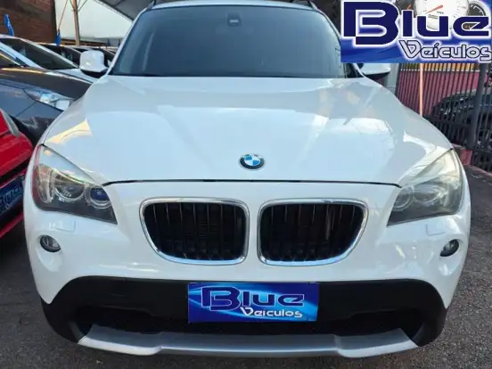 BMW-X1-2.0 18I S-DRIVE 4X2 16V GASOLINA 4P AUTOMÁTICO BMW-X1-2011