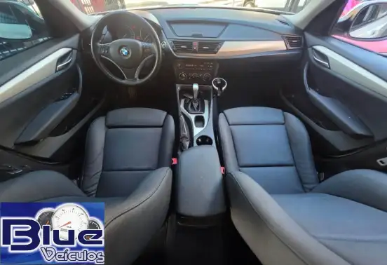 BMW-X1-2011