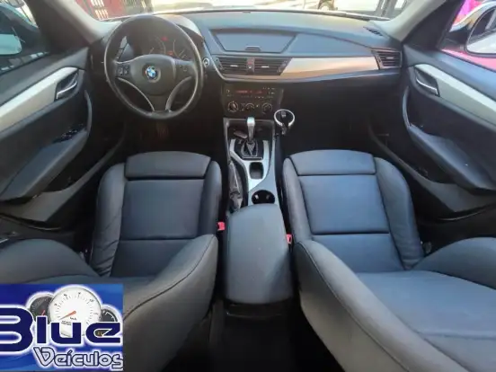 BMW-X1-2.0 18I S-DRIVE 4X2 16V GASOLINA 4P AUTOMÁTICO BMW-X1-2011