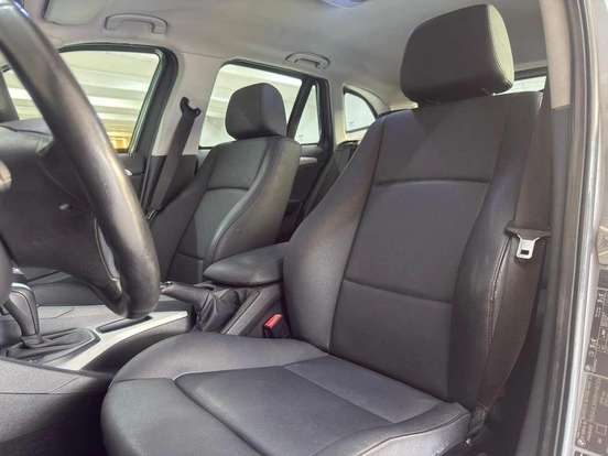 BMW-X1-2010