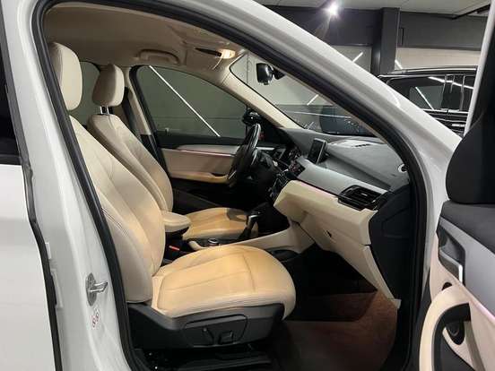 BMW-X1-2021