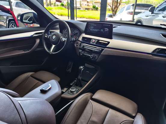 BMW-X1-2021
