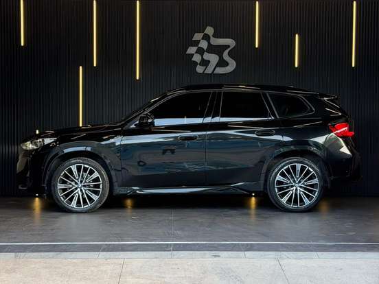 BMW-X1-2.0 16V TURBO GASOLINA SDRIVE20I M SPORT STEPTRONIC BMW-X1-2024