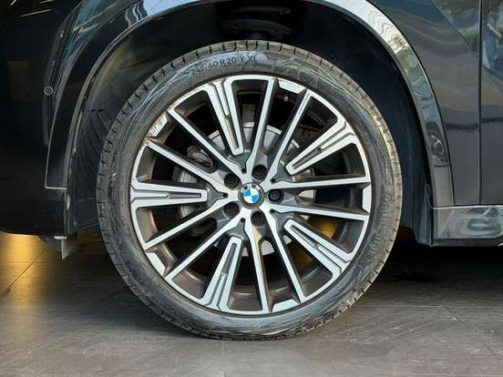 BMW-X1-2.0 16V TURBO GASOLINA SDRIVE20I M SPORT STEPTRONIC BMW-X1-2024
