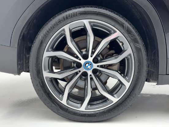 BMW-X3-2.0 16V HÍBRIDO X LINE XDRIVE30E STEPTRONIC BMW-X3-2023