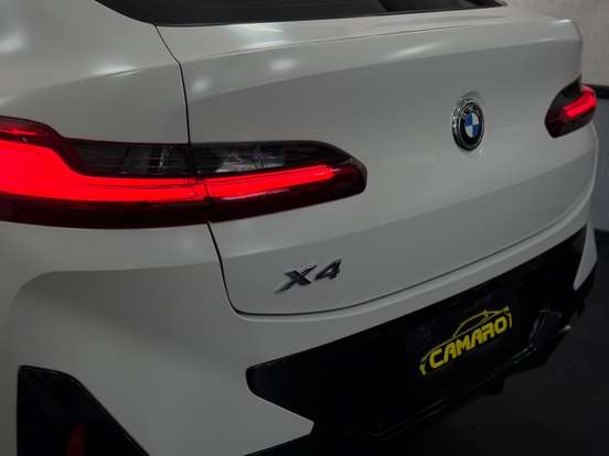 BMW-X4-2023