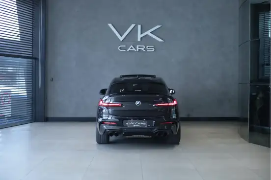 BMW-X4-2021