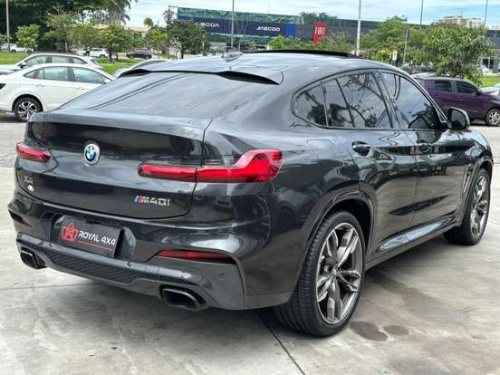 BMW-X4-2019