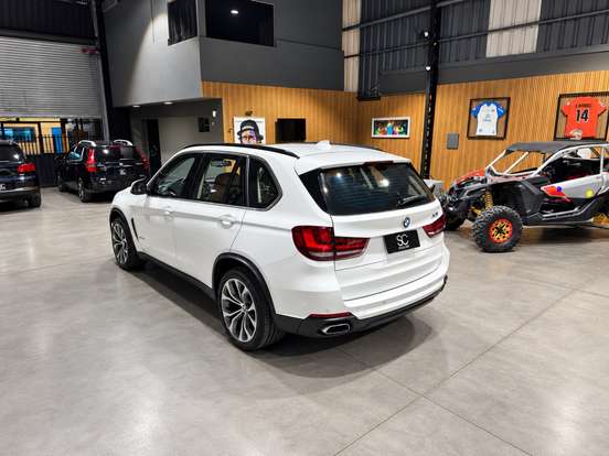 BMW-X5-2017