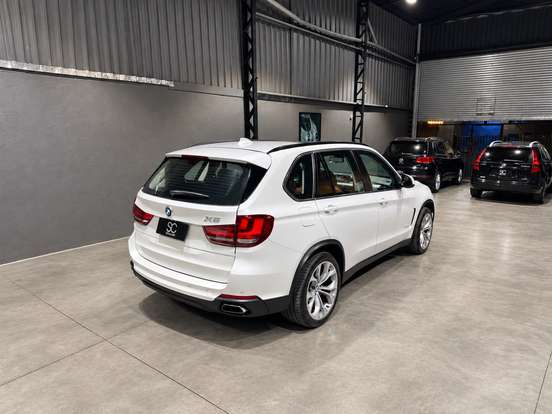 BMW-X5-2017