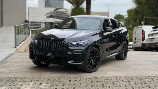 BMW-X6-2021