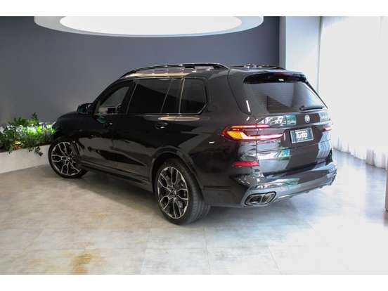 BMW-X7-4.4 V8 GASOLINA M60i STEPTRONIC BMW-X7-2024