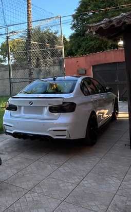 BMW-320i-2014