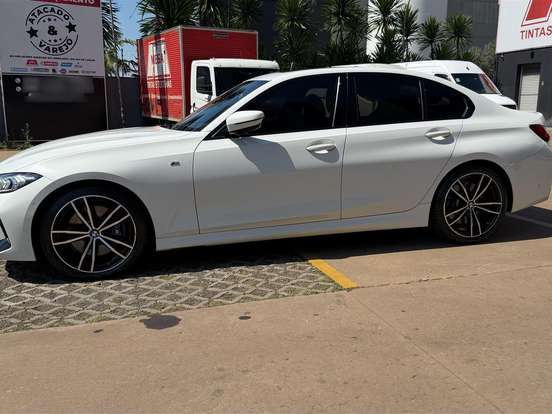 BMW-320i-2.0 16V TURBO FLEX M SPORT AUTOMÁTICO BMW-320i-2023