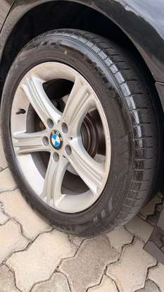 BMW-320i-2013