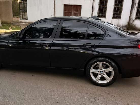 BMW-320i-2.0 16V TURBO GASOLINA 4P AUTOMÁTICO BMW-320i-2013