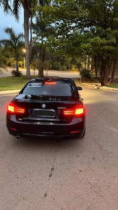 BMW-320i-2013