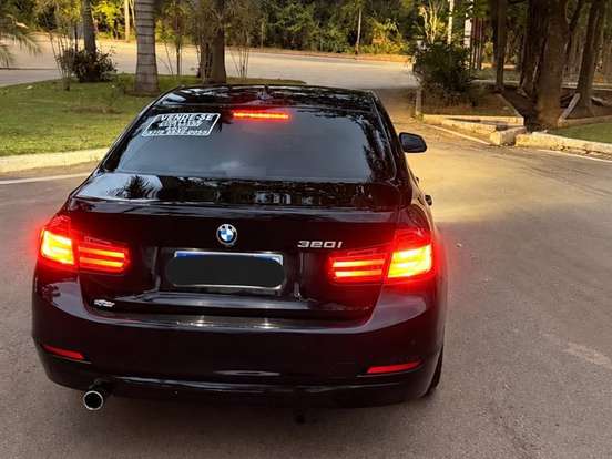 BMW-320i-2.0 16V TURBO GASOLINA 4P AUTOMÁTICO BMW-320i-2013