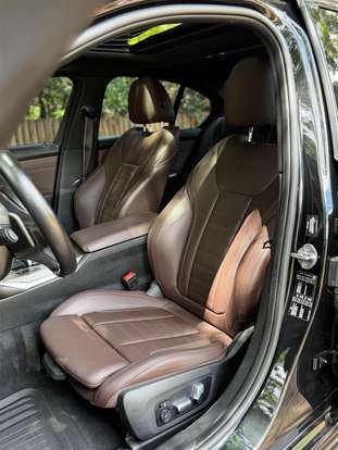 BMW-320i-2020