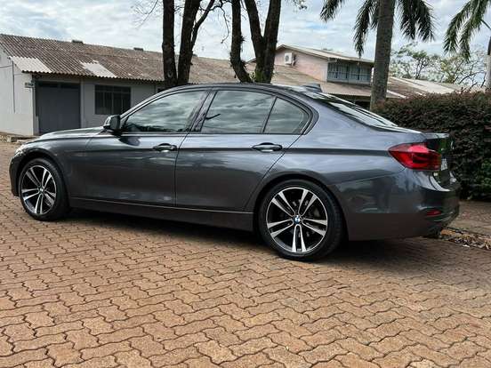 BMW-320i-2.0 SPORT 16V TURBO ACTIVE FLEX 4P AUTOMÁTICO BMW-320i-2018