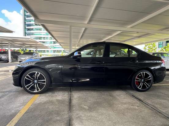 BMW-320i-2.0 SPORT GP 16V TURBO ACTIVE FLEX 4P AUTOMÁTICO BMW-320i-2017