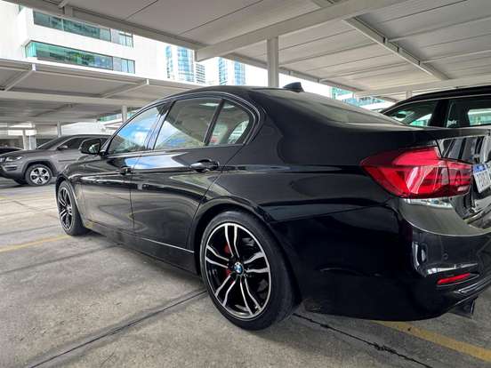 BMW-320i-2.0 SPORT GP 16V TURBO ACTIVE FLEX 4P AUTOMÁTICO BMW-320i-2017