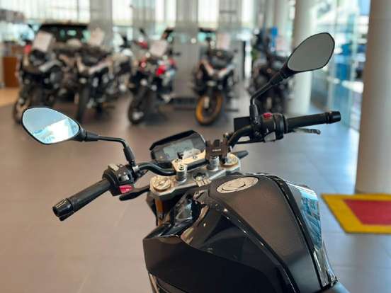 BMW-G 310 R BMW-G 310 R-2024