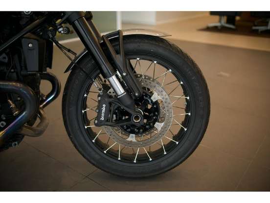 BMW-R 12 BMW-R 12-2024