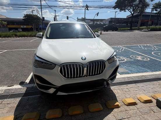 BMW-X1-2.0 16V TURBO ACTIVEFLEX SDRIVE20I X-LINE 4P AUTOMÁTICO BMW-X1-2021