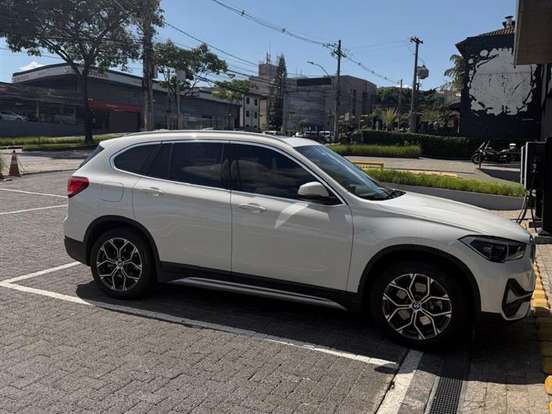 BMW-X1-2.0 16V TURBO ACTIVEFLEX SDRIVE20I X-LINE 4P AUTOMÁTICO BMW-X1-2021