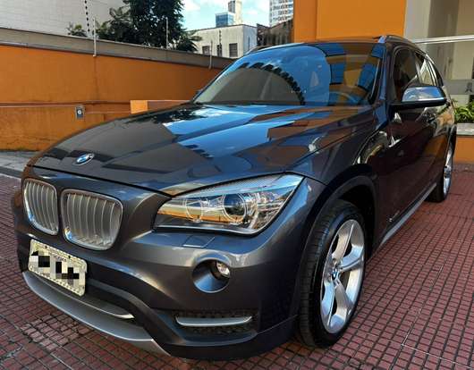 BMW-X1-2013