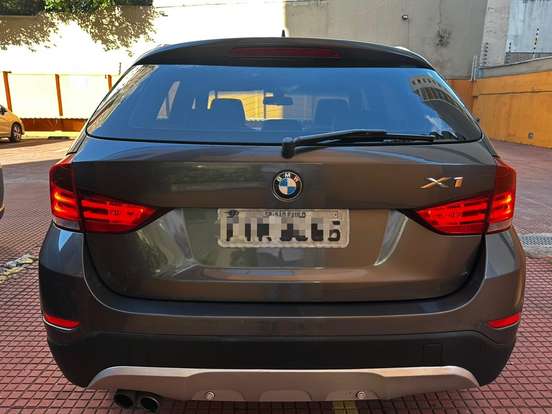 BMW-X1-2.0 16V TURBO GASOLINA SDRIVE20I 4P AUTOMÁTICO BMW-X1-2013