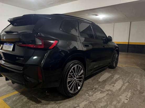 BMW-X1-2025