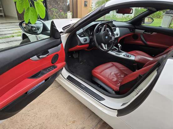 BMW-Z4-2.0 16V TURBO GASOLINA SDRIVE20I AUTOMÁTICO BMW-Z4-2015